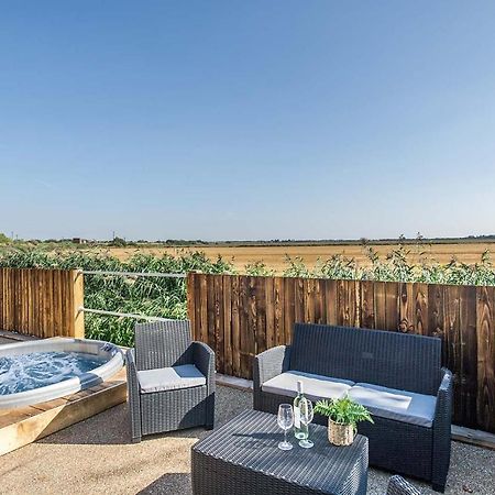 Hideaway By Liv Retreats Hotel Southrey  Exterior foto
